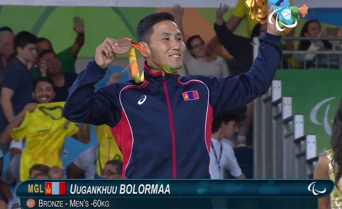 Паралимпиос Б.Ууганхүү хүрэл медаль хүртлээ